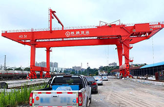 湖北荊門集裝箱起重機(jī)項(xiàng)目